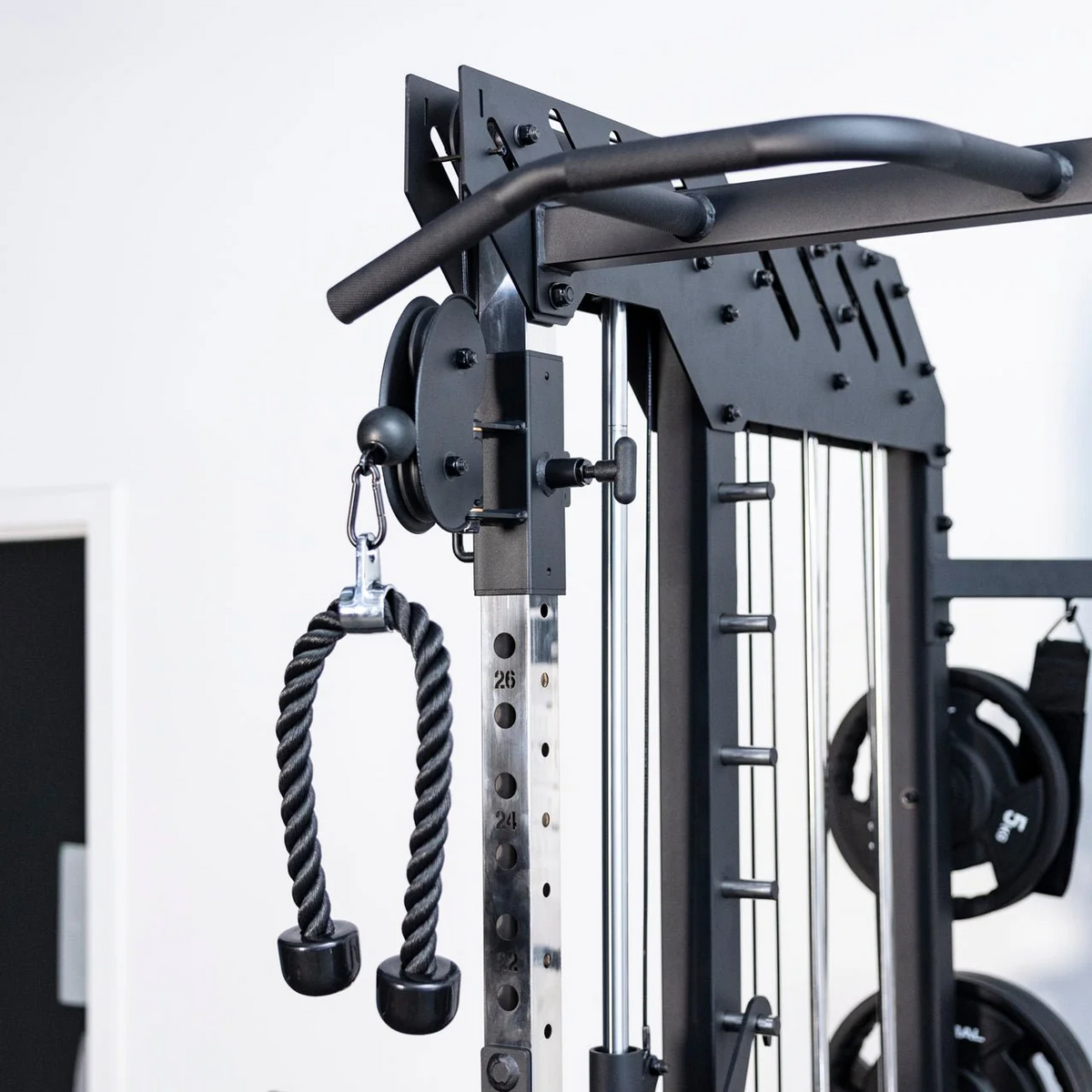 Integrated Lat Pulldown Station